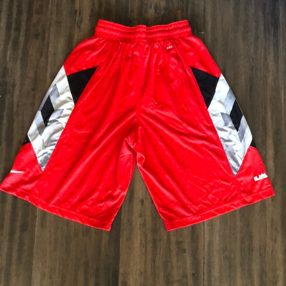 Nike Shorts - Picture 3 of 5